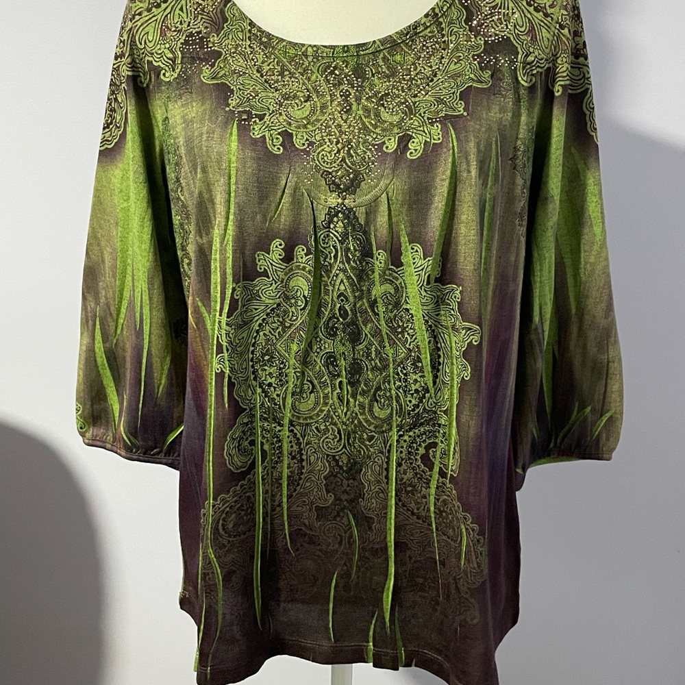 Women’s Size Medium Green Beaded Blouse